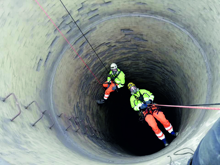Instalacje, montaż i serwis na dużych wysokościach